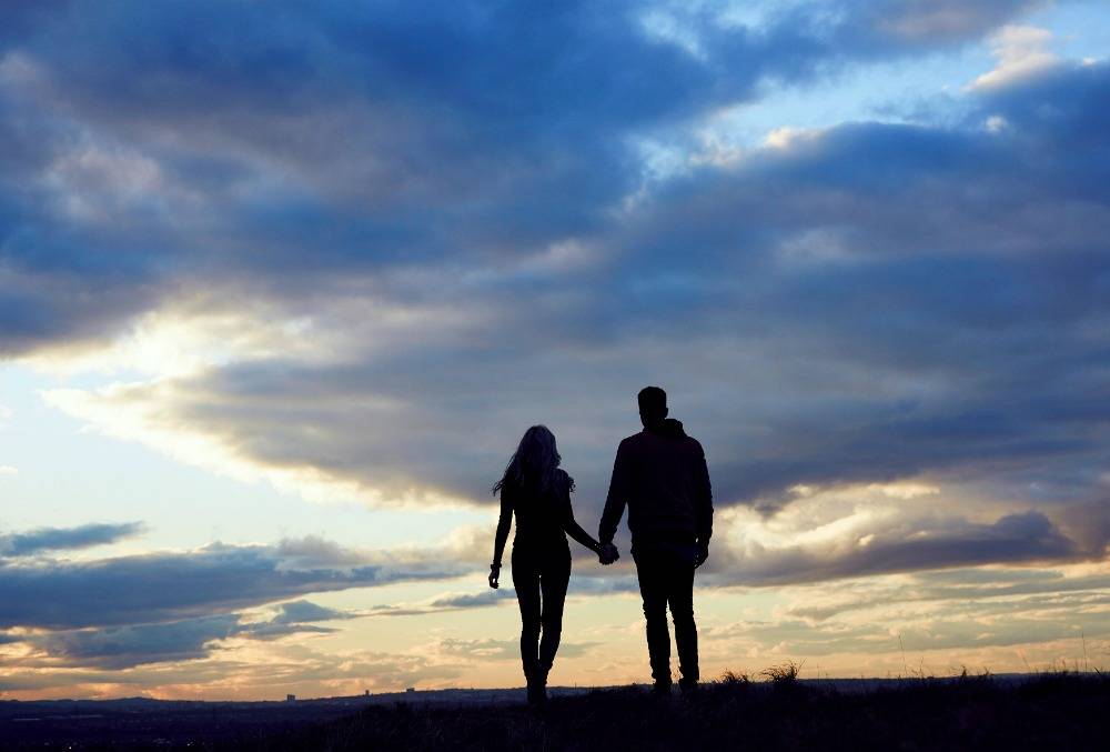 SILHOUETTE