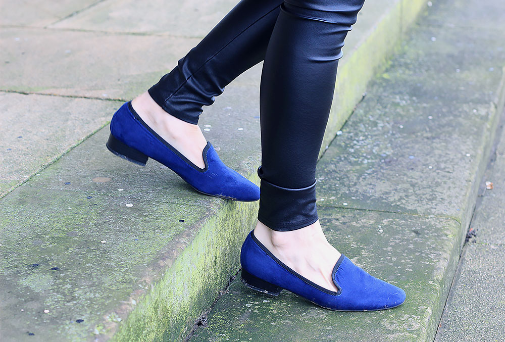navy slippers