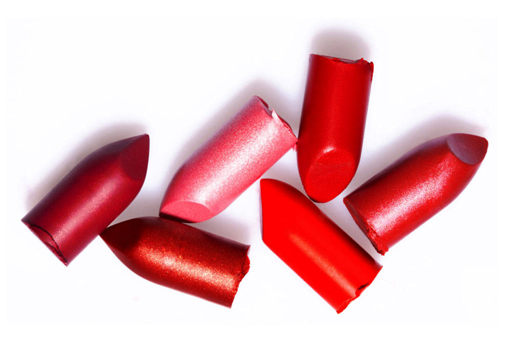 red lipstick concealer