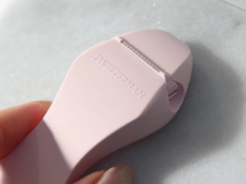 dermaplaning the face